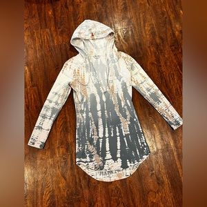 Hard Tail Forever size XS hooded tie dyed tunic